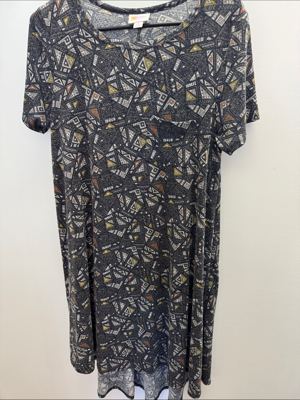 LuLaRoe Carly Women’s Short Sleeve T-shirt dress with pocket